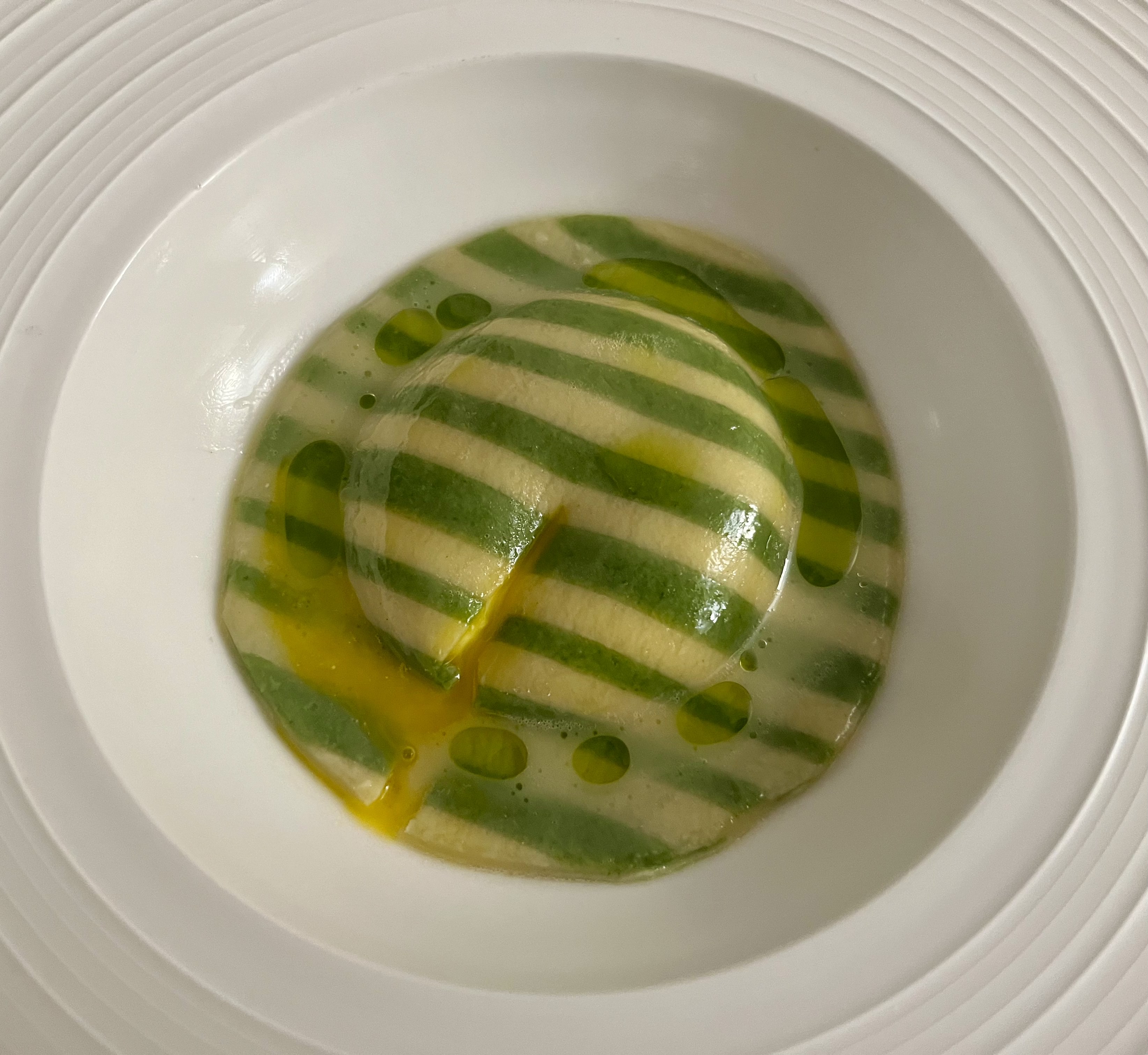Raviolo Al' Uovo
