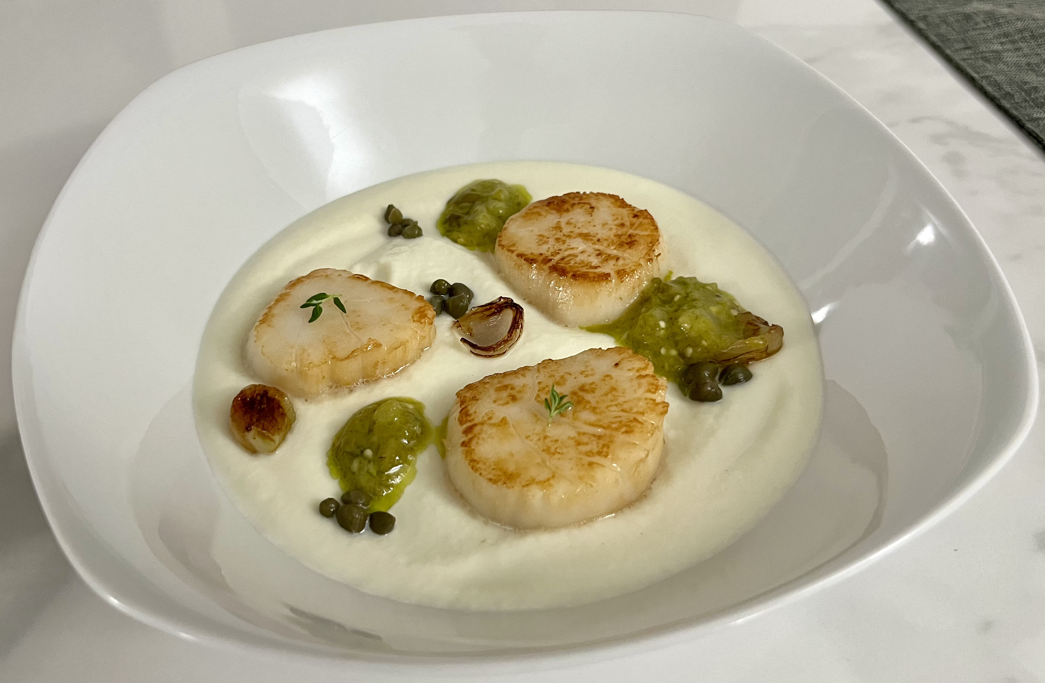 Scallops with Cauliflower Puree